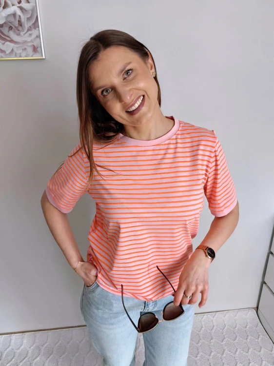T-shirt w paski puder róż / neonowy pomarańcz