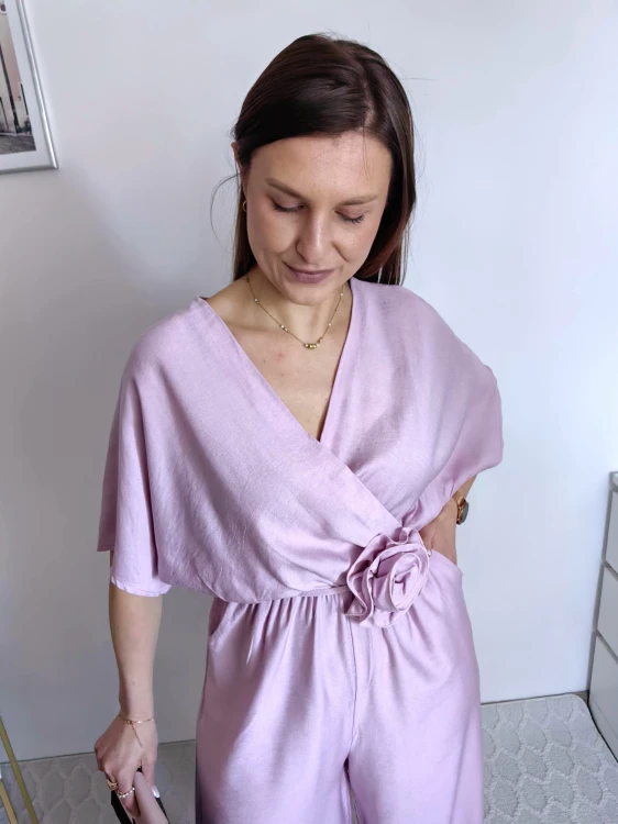 Kombinezon gładki z różą nietoperz/kimono culotte wiskoza liliowy