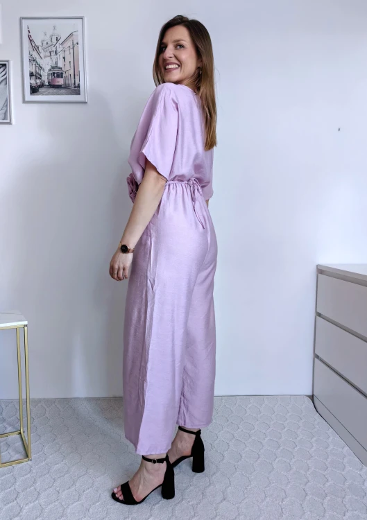 Kombinezon gładki z różą nietoperz/kimono culotte wiskoza liliowy