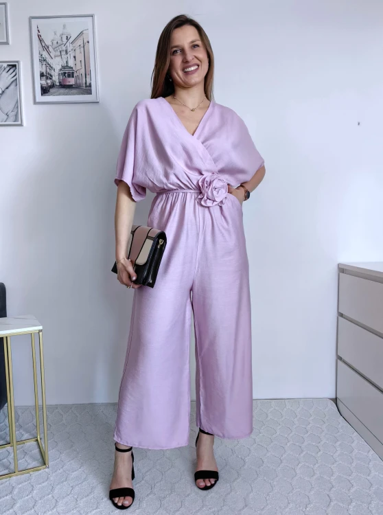 Kombinezon gładki z różą nietoperz/kimono culotte wiskoza liliowy