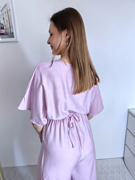 Kombinezon gładki z różą nietoperz/kimono culotte wiskoza liliowy