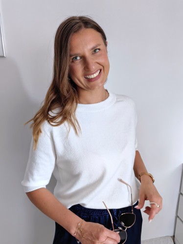 Sweterek basic z rękawem 3/4 śmietankowy 50% wiskoza