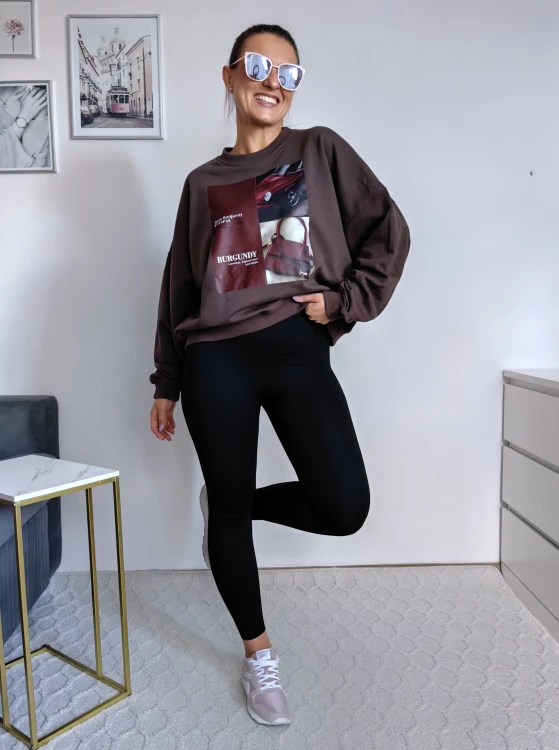 Bluza basic short czekolada z kolażem burgundy mood 95% bawełna